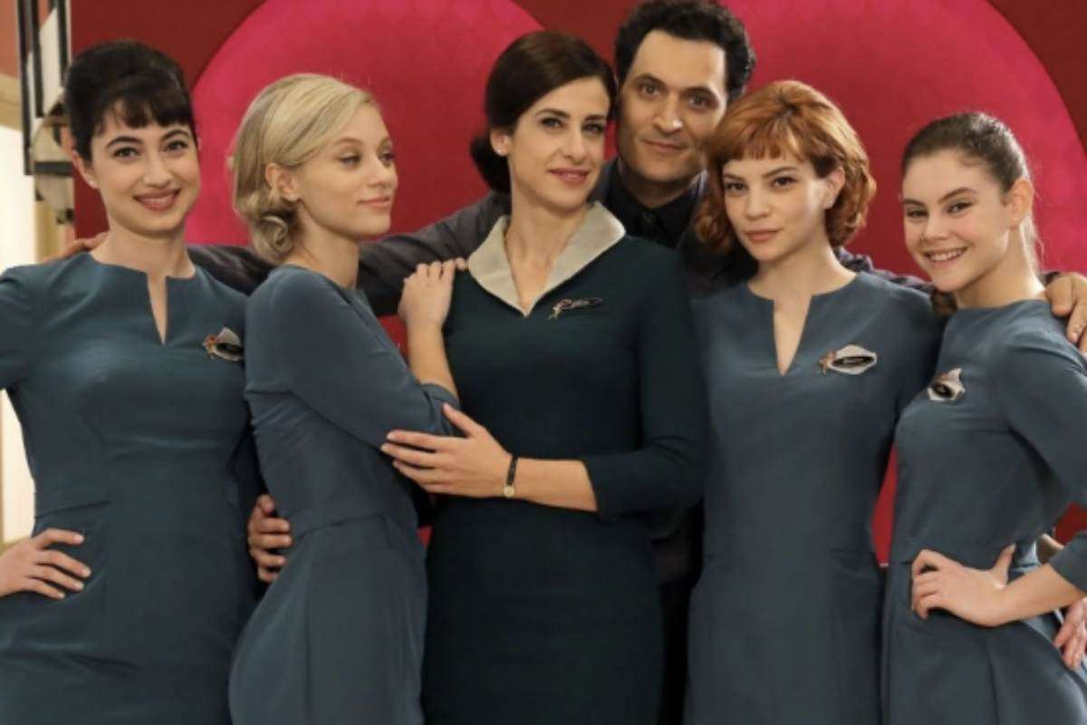 Un altro importante sviluppo riguarda la coppia formata da Salvo e Elvira. I due sono pronti a dare una svolta alla loro vita annunciando il trasferimento a Sanremo