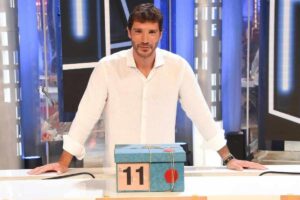 Affari Tuoi, la malattia la malattia si abbatte sul programma