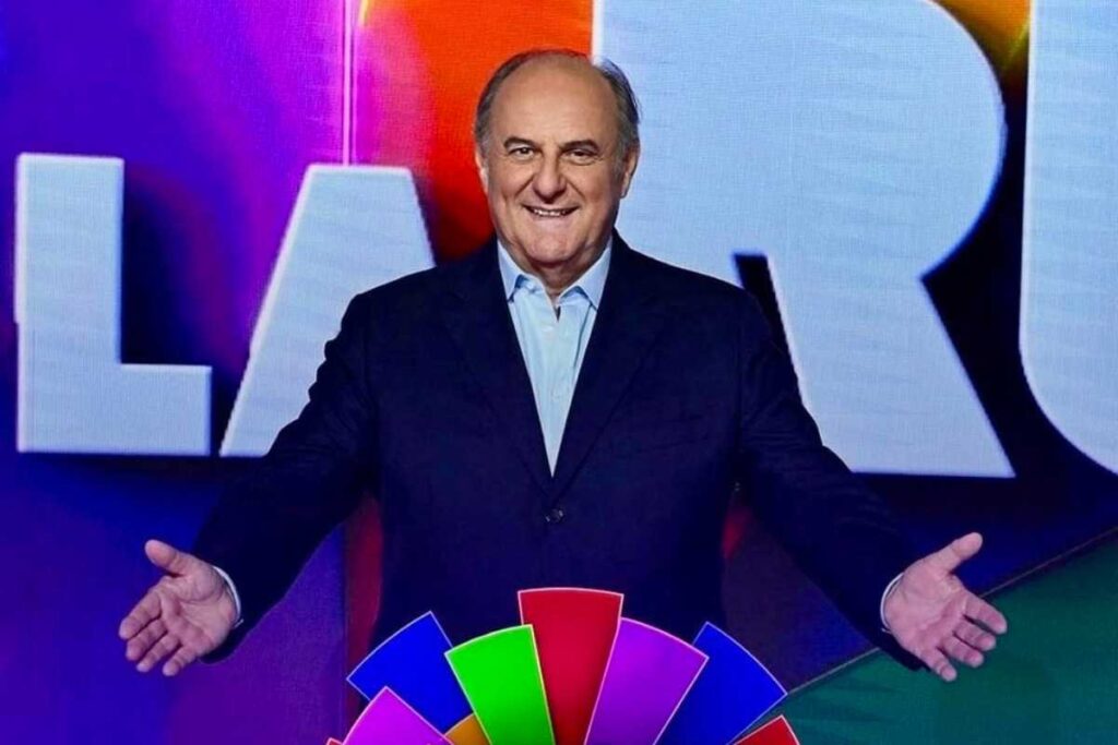 Dove vive Gerry Scotti, il figlio modello (identico a lui)