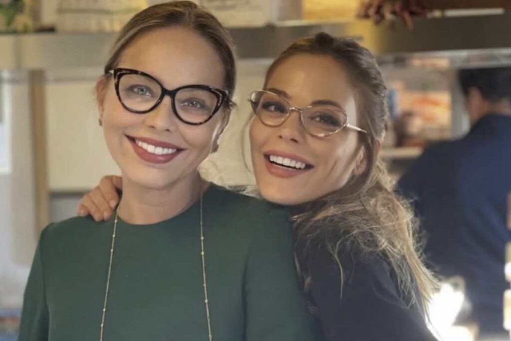 È la dimora che ospita l’attrice Ornella Muti e la figlia, attrice e cantante Naike Rivelli, un’antica abbazia trasformata in villa ecosostenibile