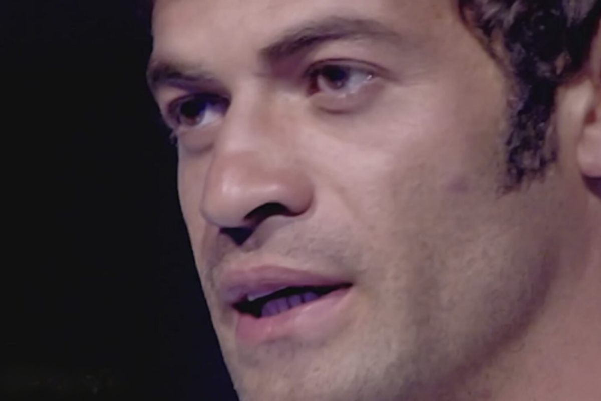 Prima di diventare l’iconico opinionista che conosciamo, Gianni Sperti ha costruito una carriera solida come ballerino. Tra il 1996 e il 2000