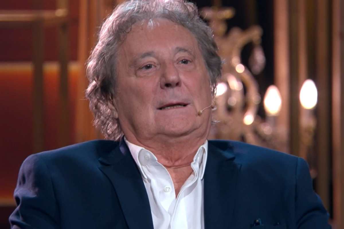 Affari Tuoi, il conduttore di Mediaset al posto di De Martino