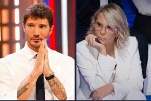 affari tuoi crisi maria de filippi